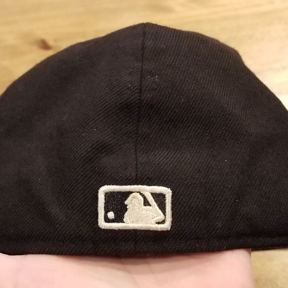 New York Yankees Hat New Era Size 7 3/4 59Fifty World Series 2000 Metal Logo - Picture 11 of 11